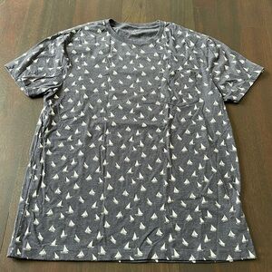 Men’s J. Crew sailboat print pocket tee
